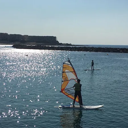 En Bord De A Avec Loggia, Parking Prive Et Acces Direct A La - Fr-1-338-566 * Sete